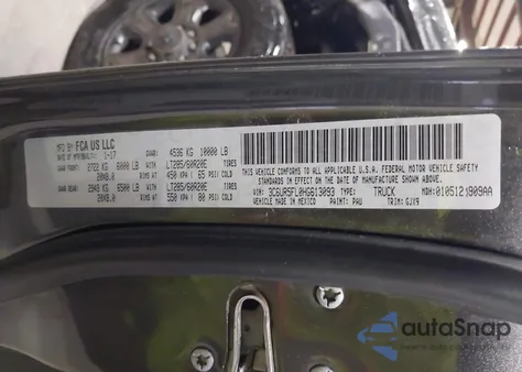 2017 Ram 2500 Laramie 4X4 6'4 Box from USA, damaged, VIN 3C6UR5FL0HG613093